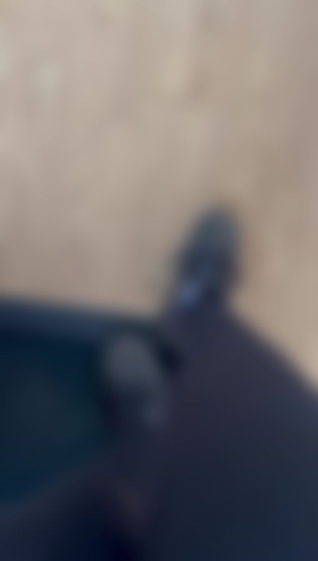 Taking my shoes off and slipping into my sliders 🦶🏾💦