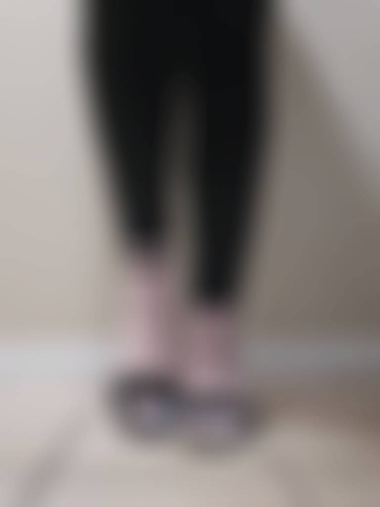 Anyone wanna bless this feet! CashApp: VanillaThunder4414