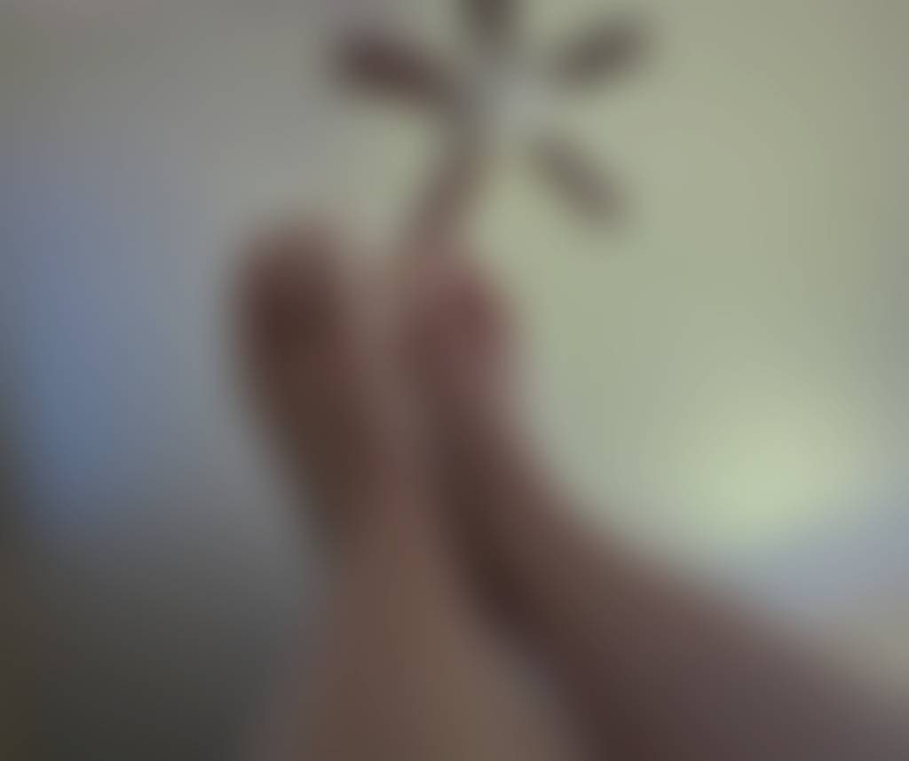 Anyone wanna buy some pics. Open to requests!!
