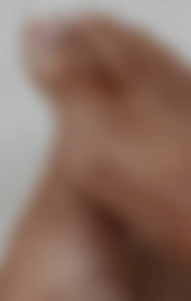 Oui oui! Sneaky preview of my classy French polish! See the full images - 6 x photos on my