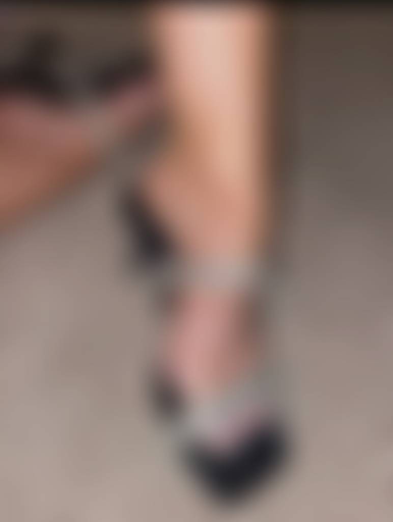Dressed up for you… the sparkle is worth it ✨🖤