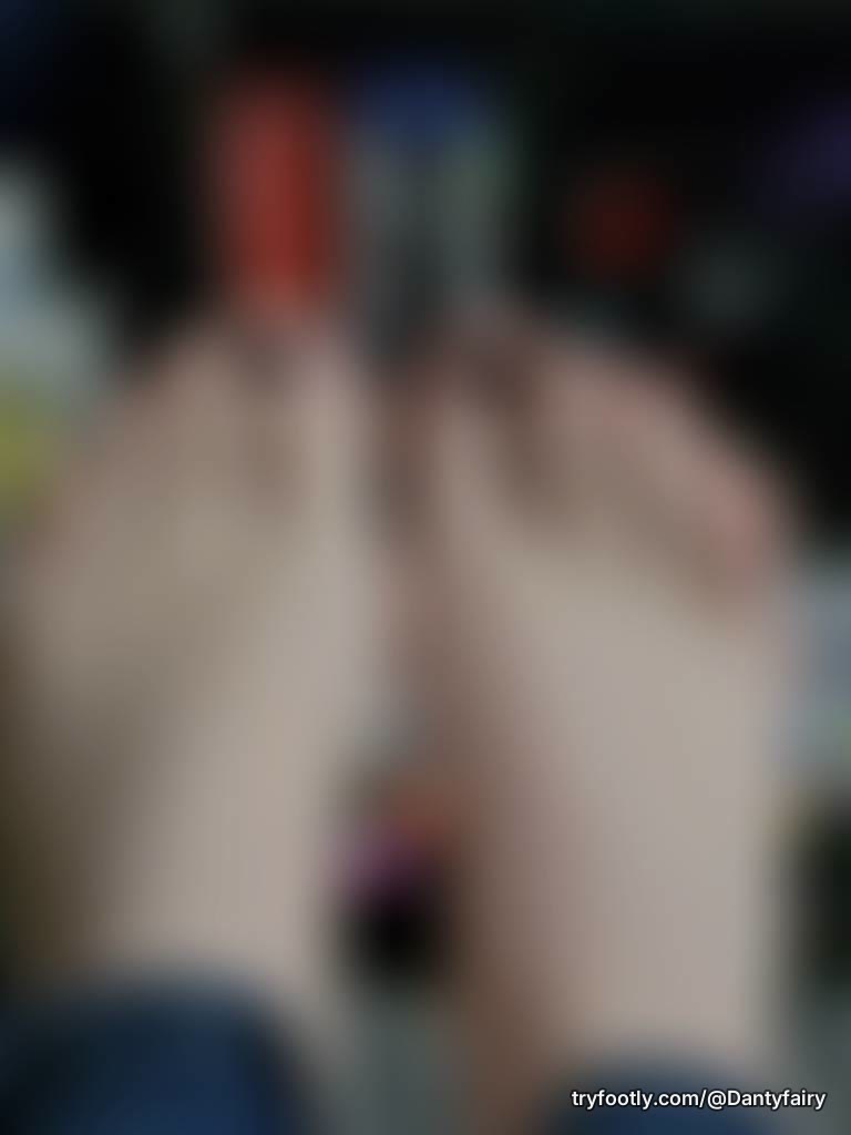 Feet up goodmorning on a beautiful Thursday
