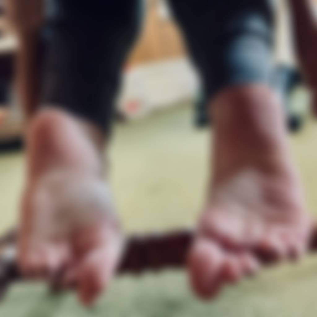 I want you to count every. Last. Wrinkle. And then tip me that amount 😈