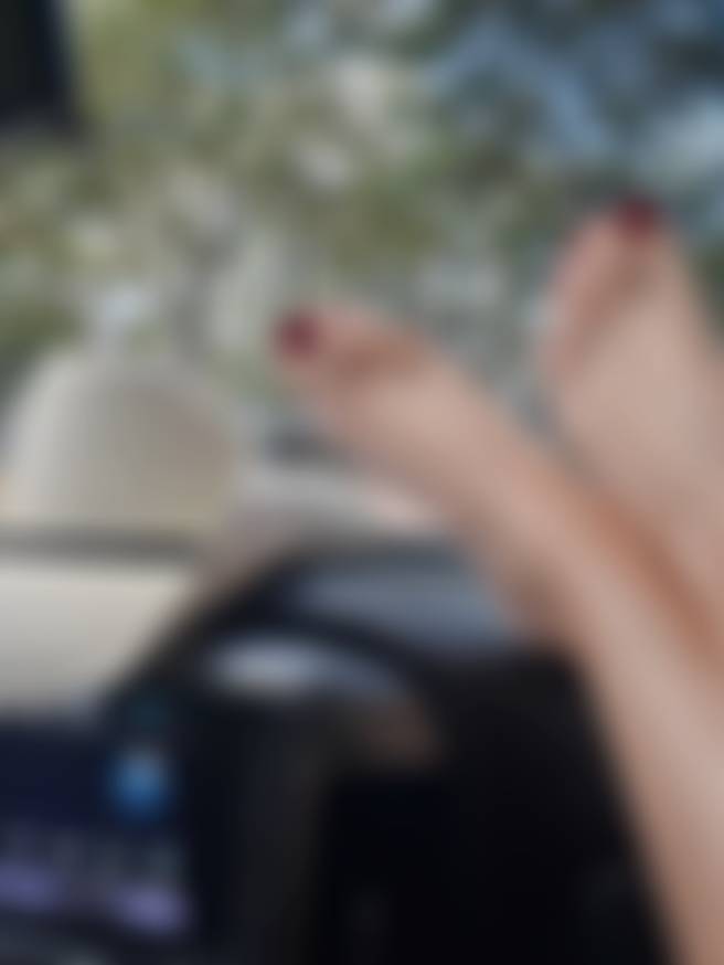 Check more on my page baby😘 These toes would love to meet you
