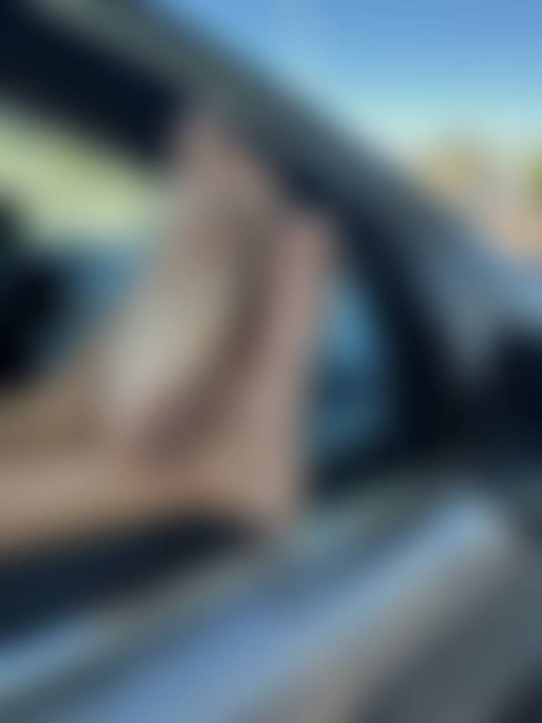 Don’t scroll too fast… you might miss the dirtiest little detail 👣😉