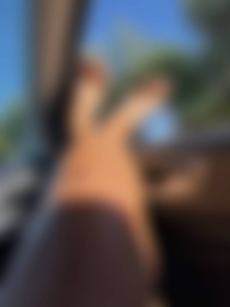 Feet up, windows down… now tell me, are you watching the road or staring at my toes? 😘👣