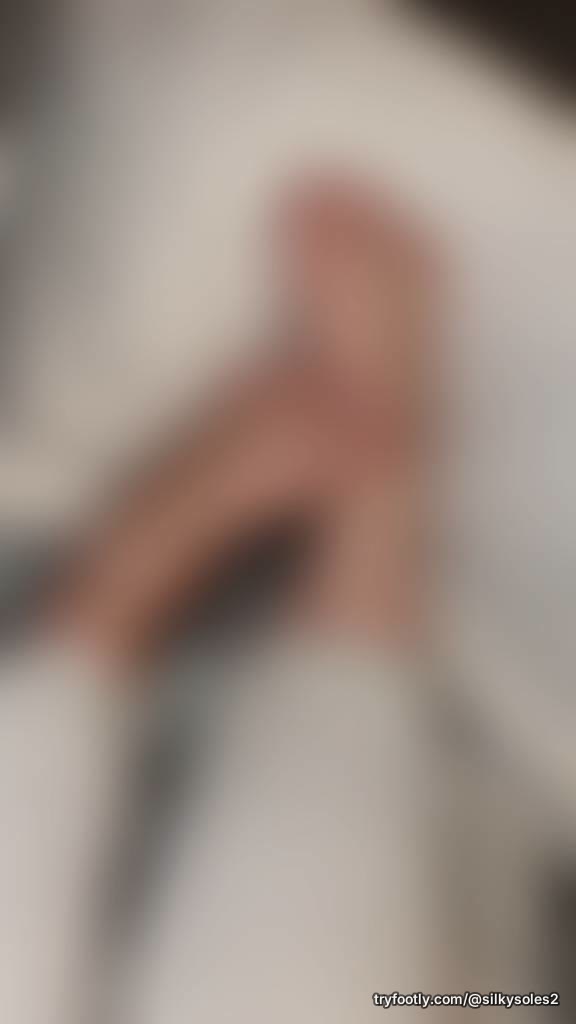 Heyyy message me 🫶🏻