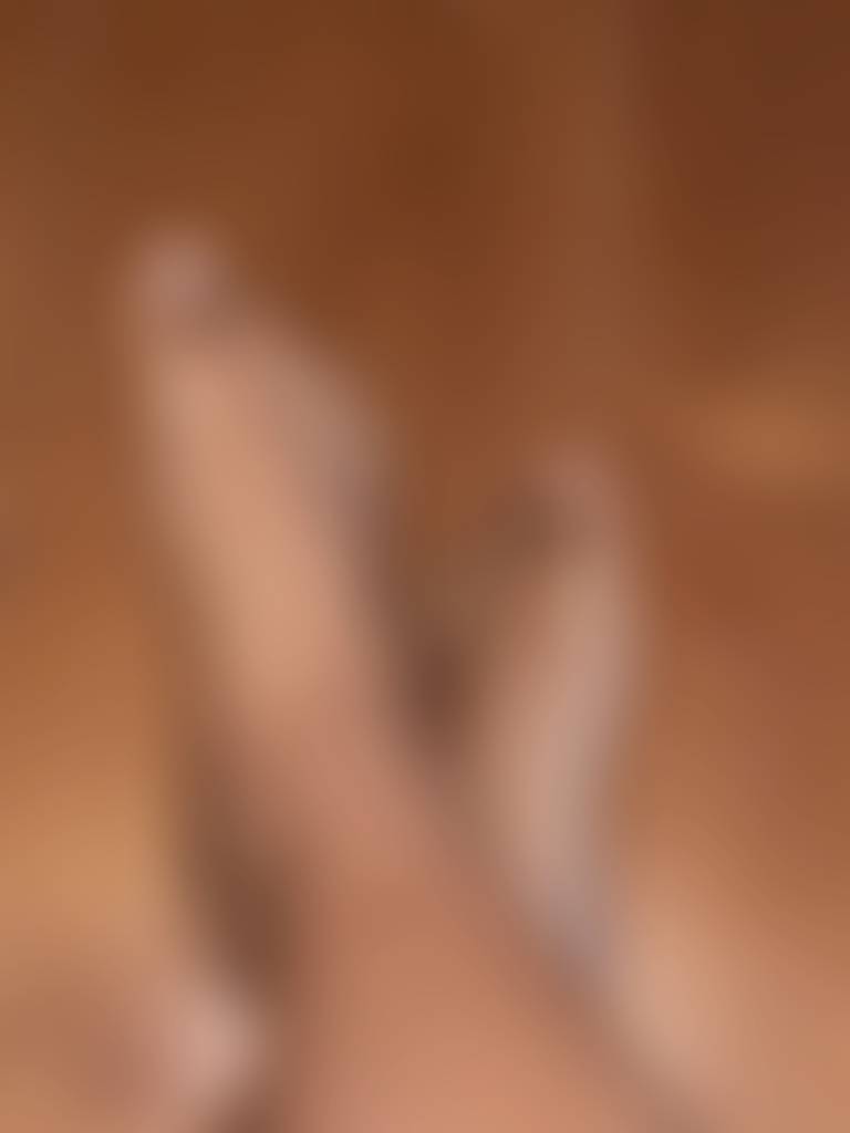 Taking some requests😘 tell me what you want to see these feet in