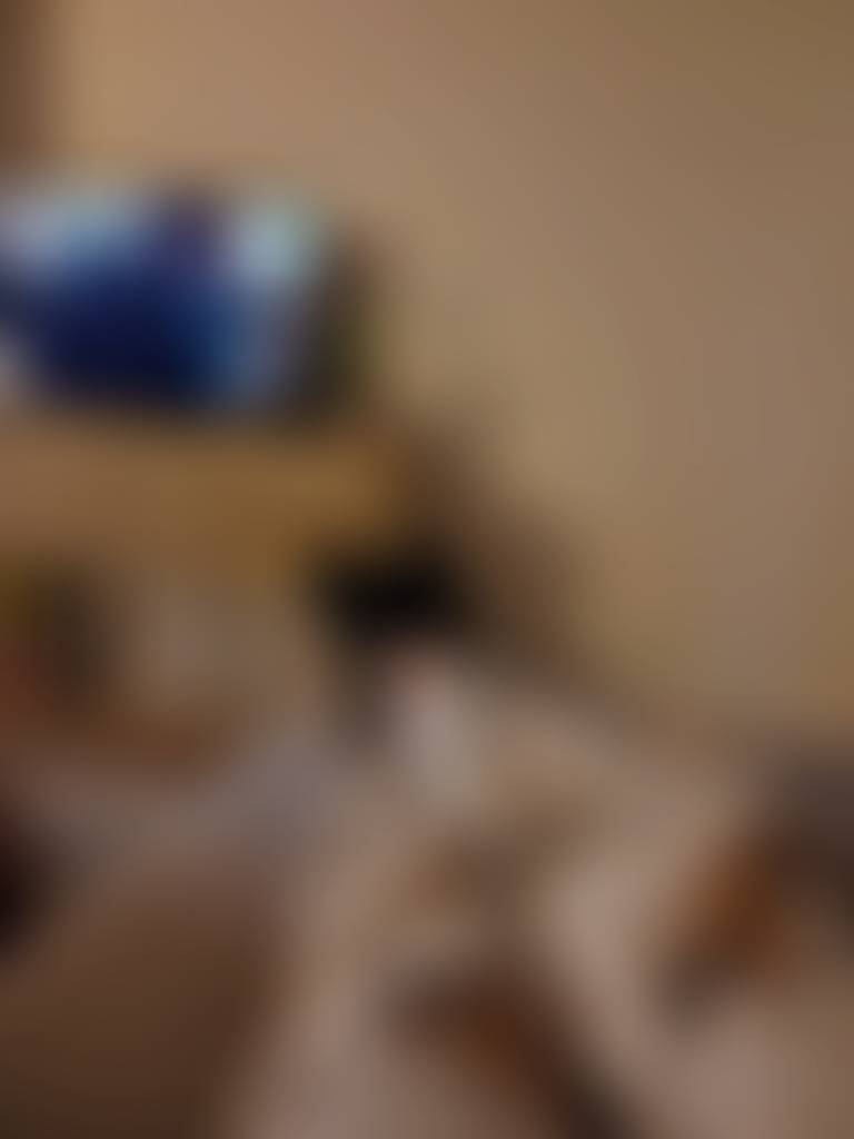 I love a cosy night in. Dm me if youde like to chat ☺️