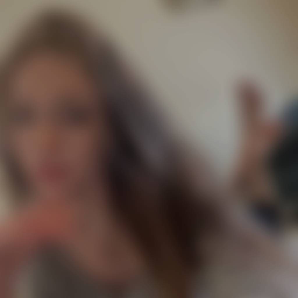 New here 💕 ready to make lots of content & customs soon 👣 what kind of feet pics/videos do
