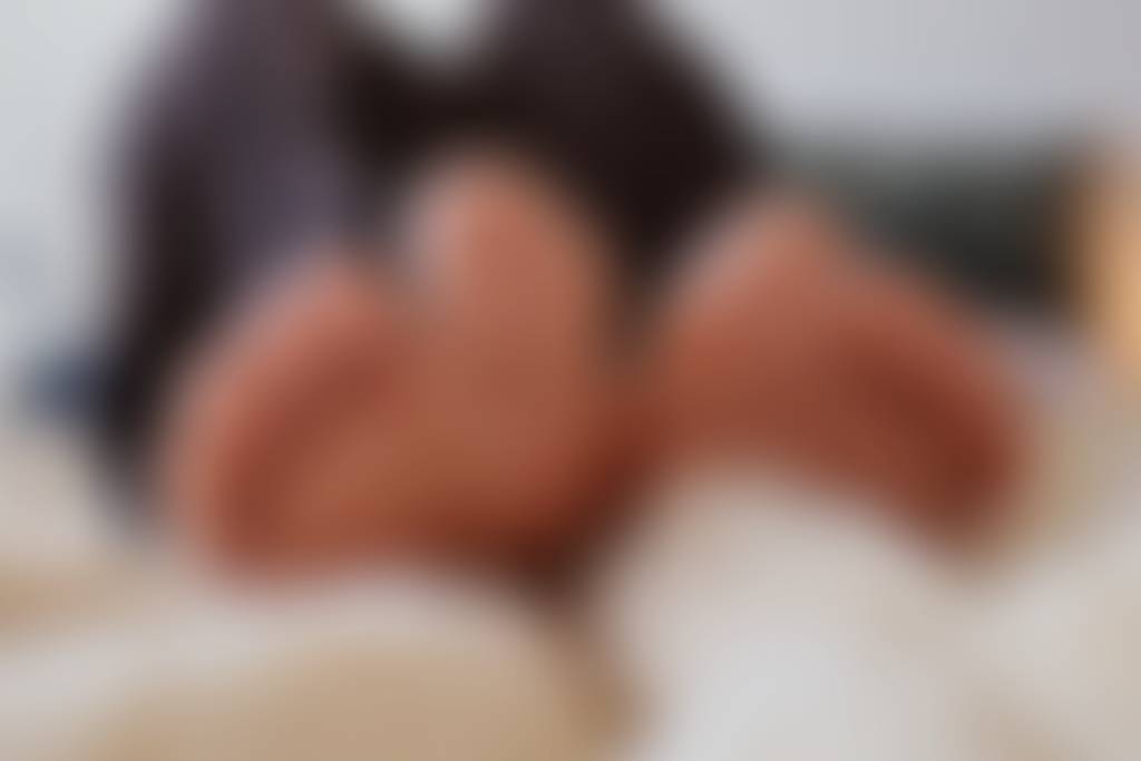 Soft, chubby & dangerously close up 👀✨ 5 photos of toes & soles waiting to be unlocked 🔓🌸 
