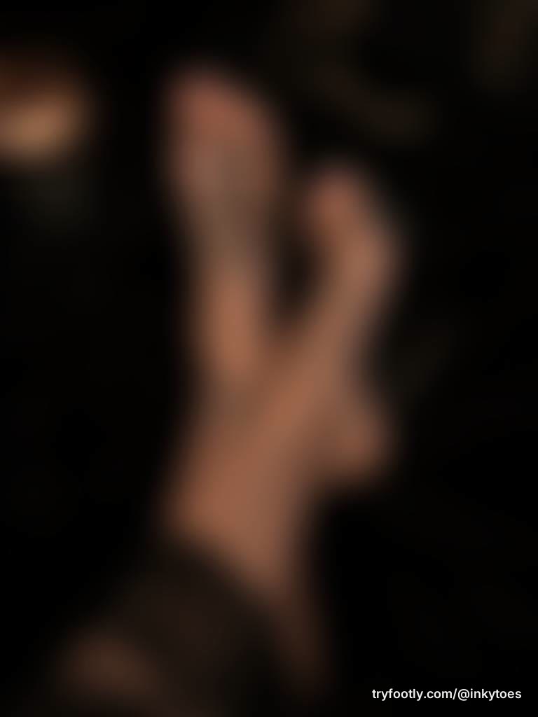 ✨ Welcome to my little corner. 👣 If you appreciate pretty pedis, tattooed feet, heels, and
