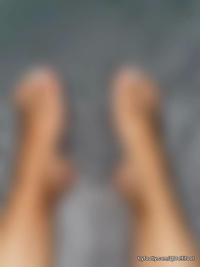 What can I put between them?🤭🍆
