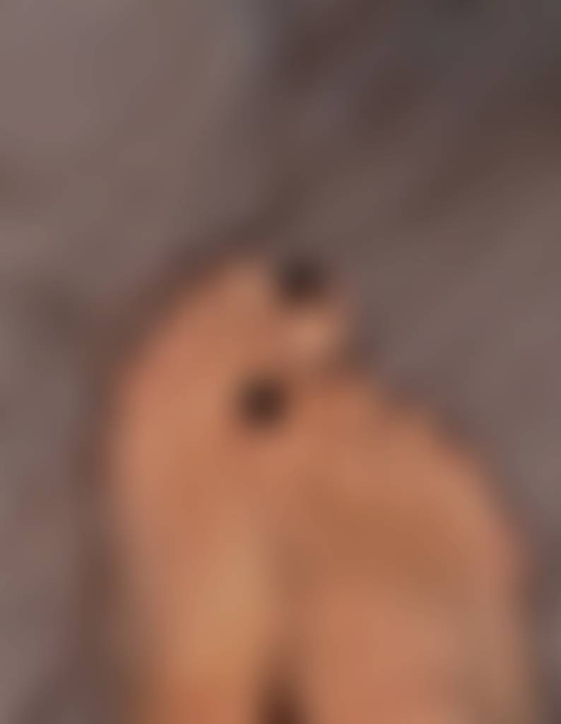 💗 just getting started… 👣 be gentle with me 🤭 💌 do you like what you see?