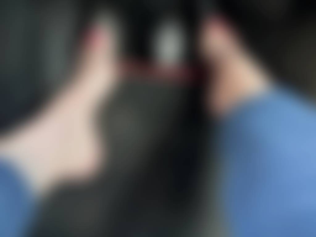 Barefoot pedal pushing 🚗 high arches pretty pink toes