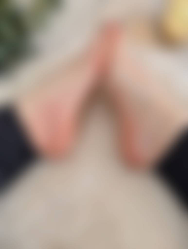 👣✨