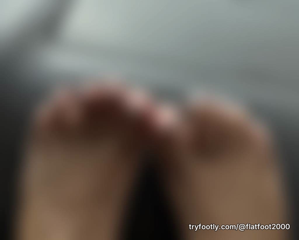 Freshly Painted Birthday Toes and soles!!✨