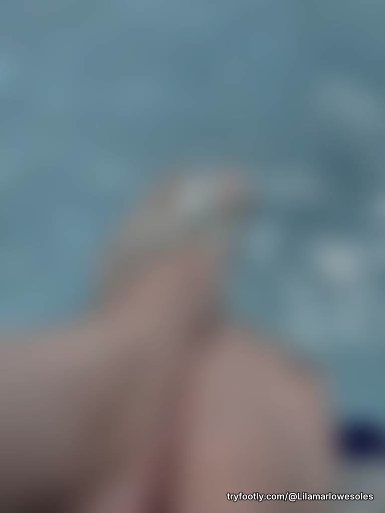 Water on my skin, sunlight on my legs, a book in my hands - little rituals that make the d