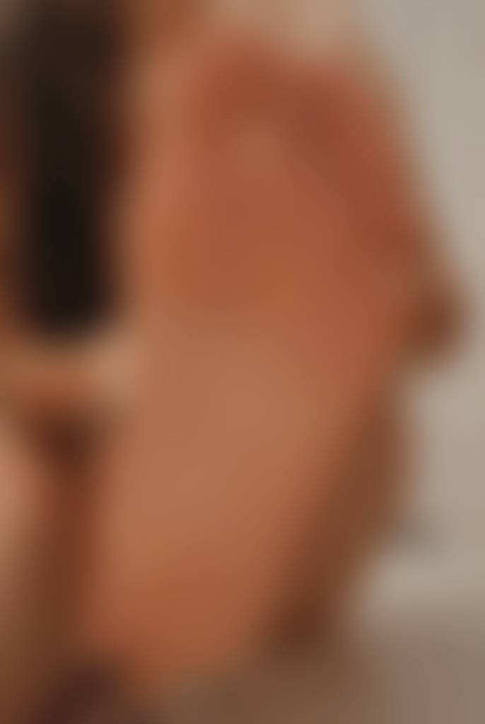 a little hint & a lot left to imagine