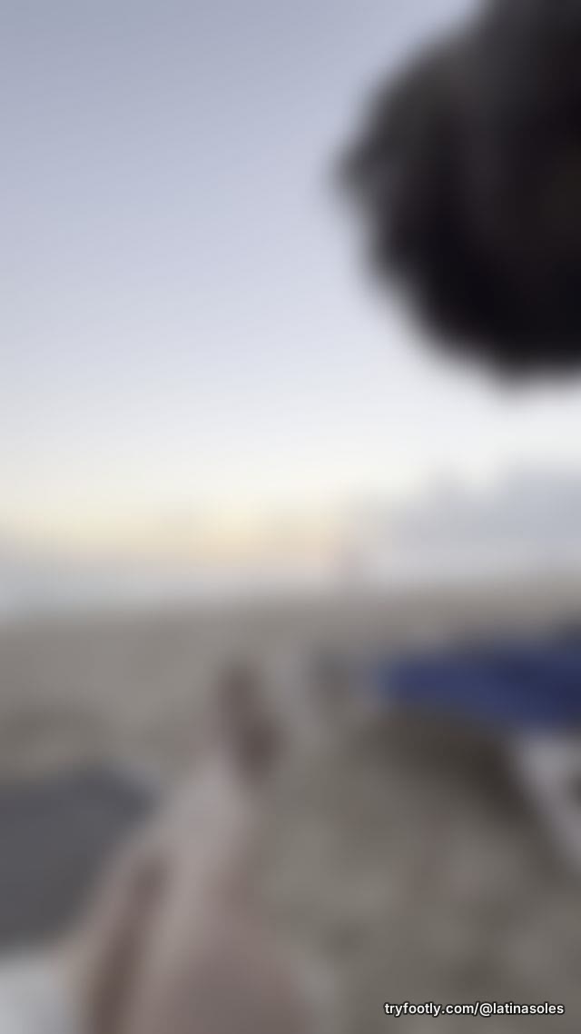Morning vibes 🌅👣 Relaxing on the beach with #softSoles and #crossedToes ☀️ Full exclusive 