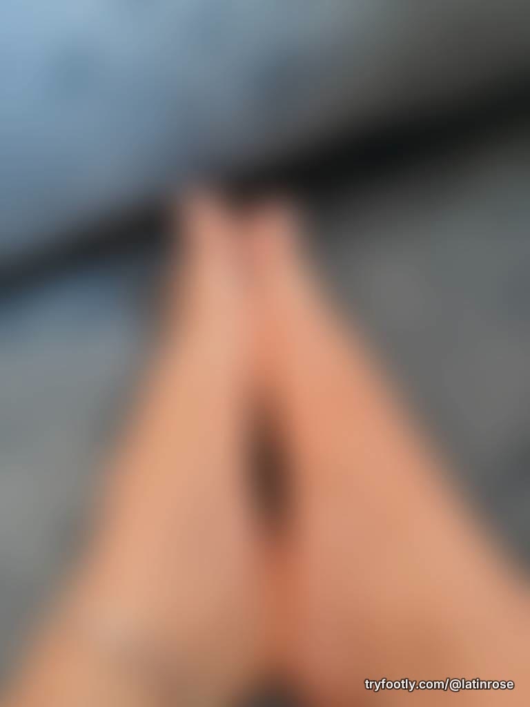 Soft, natural foot pic just for you 👣✨ Hope you like it 💕