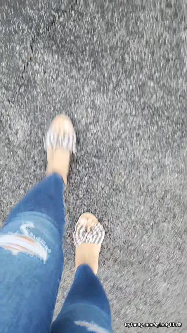 😉