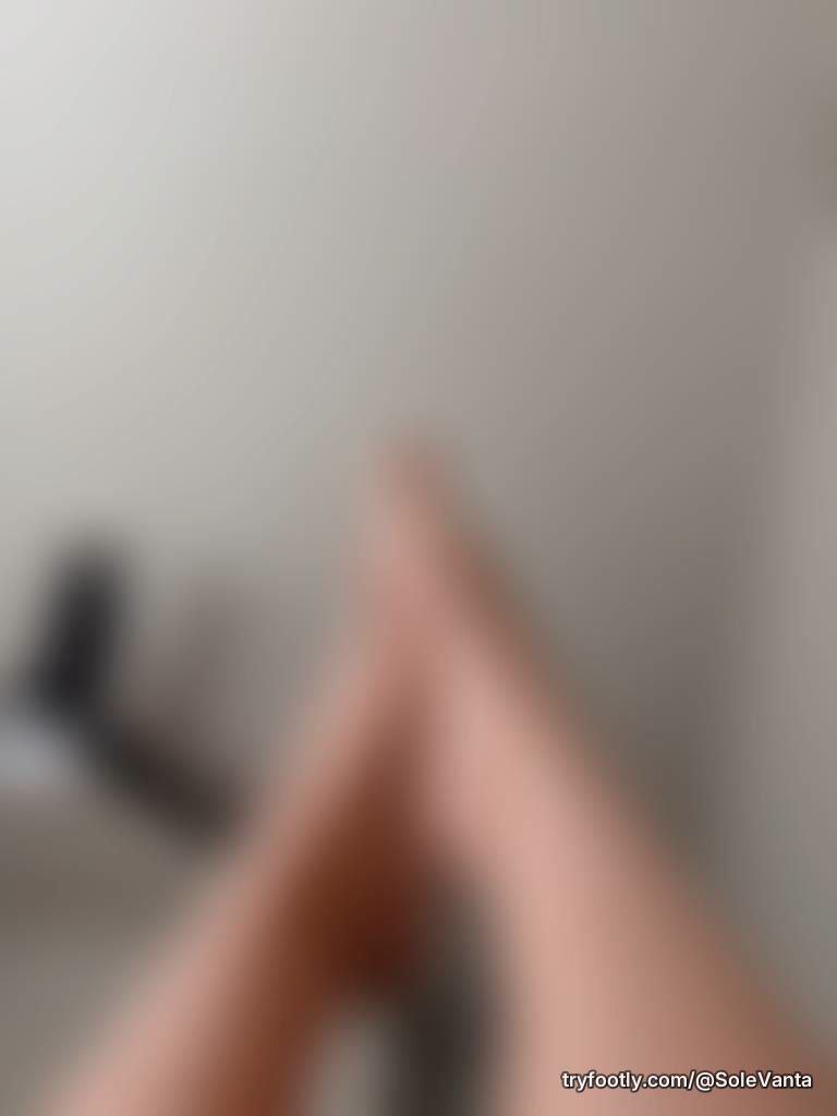 Dm for custom pictures😉