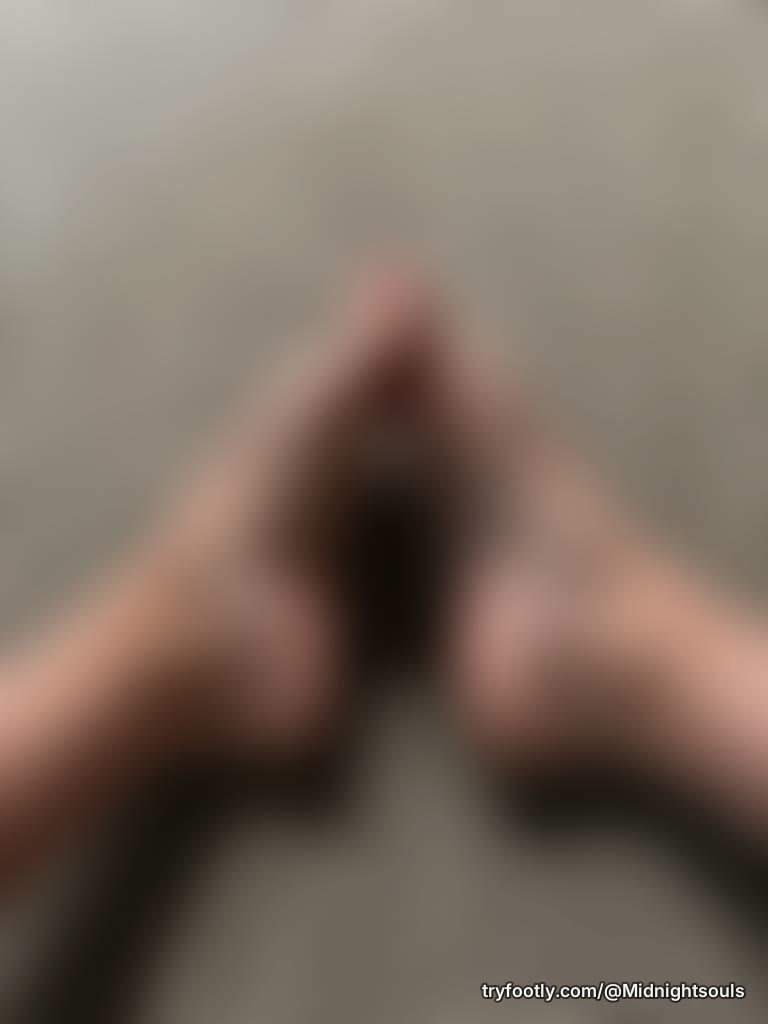 Toe tie
