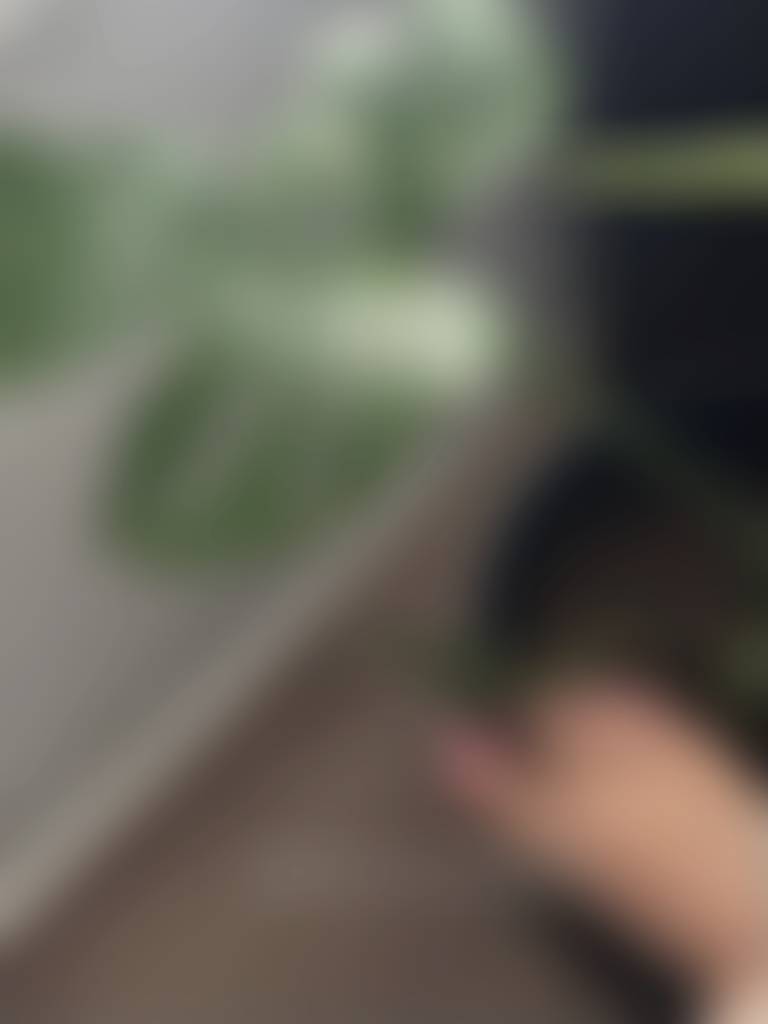 Do you love plants and pretty toes?
