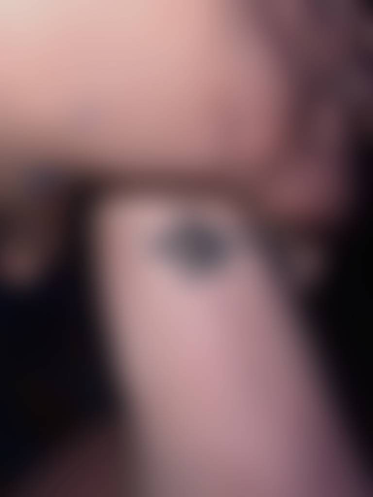 Just a sneak peek. Want the full photo? Let’s talk about it, message me!