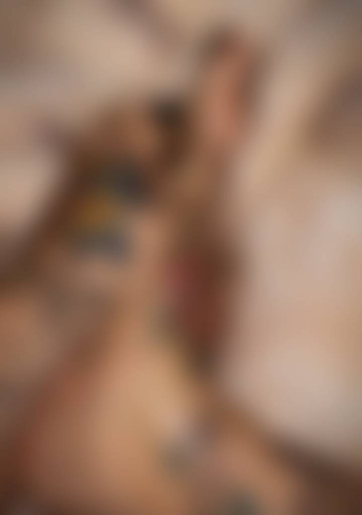 I just love how my fingers slide in between my toes. 😘 Open to requests. What would you li