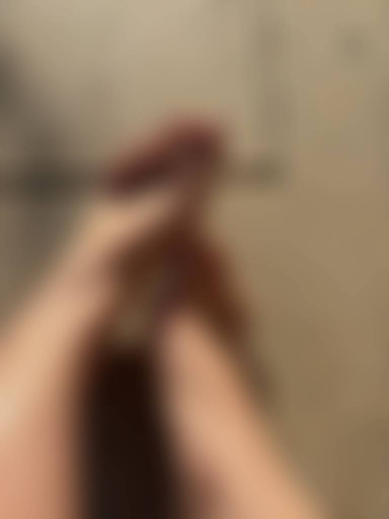 just washed feet under the sunlight🦶🫧