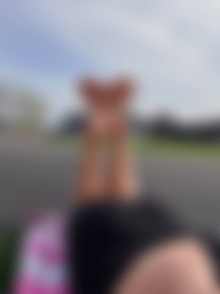 🧬🦶+ 🍑