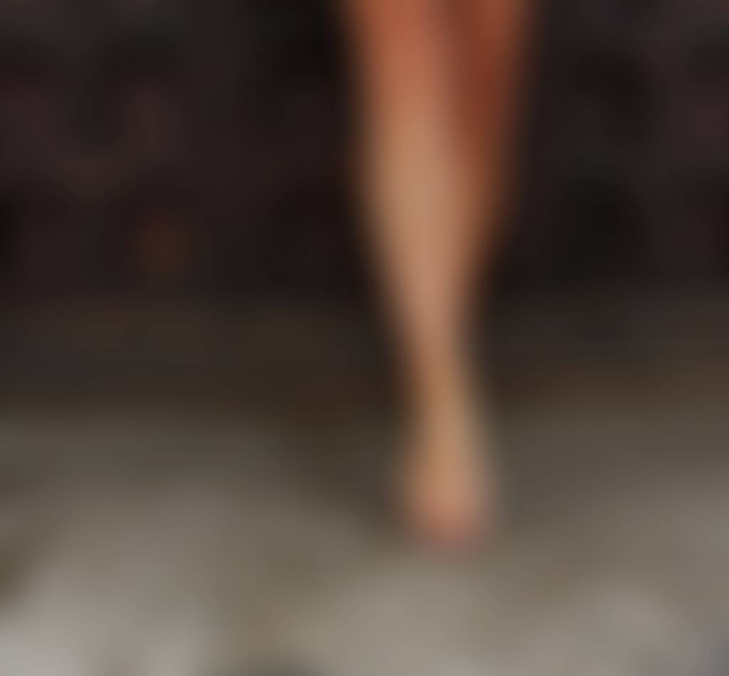 She leaves traces in old places.