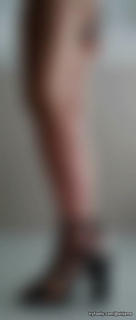 Hey, this is my first post here. If you want to see more, please text and support me;)