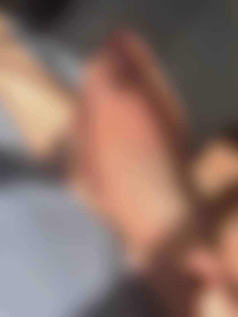 Pure softness. Take a closer look at my arches and every detail of my soles. Do you like w