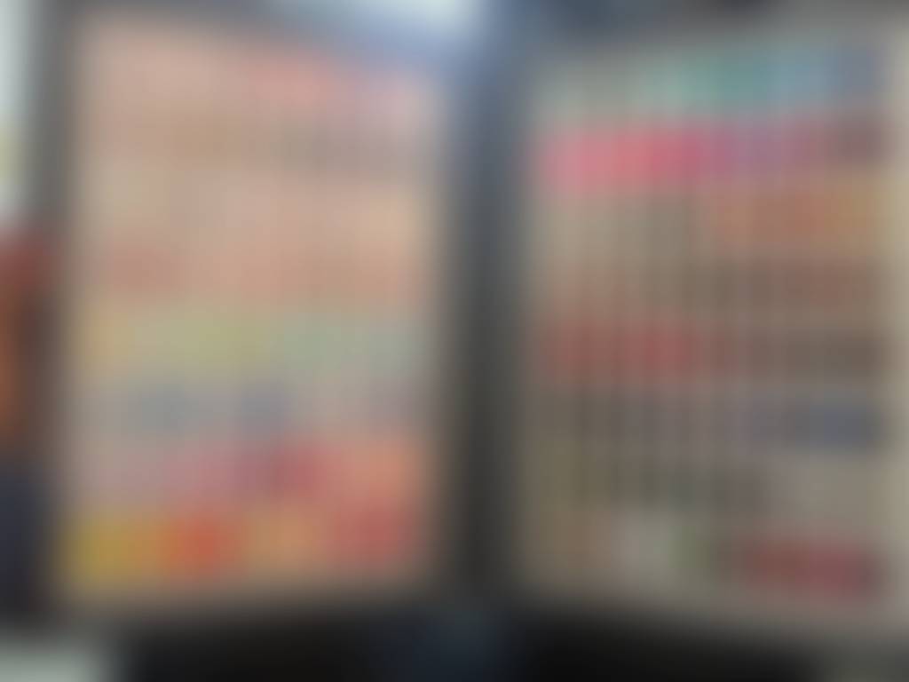 What color ??