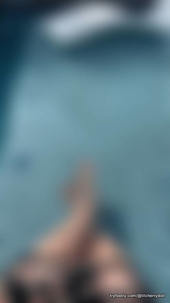 Pool day🩵