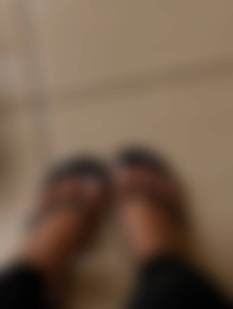 👣