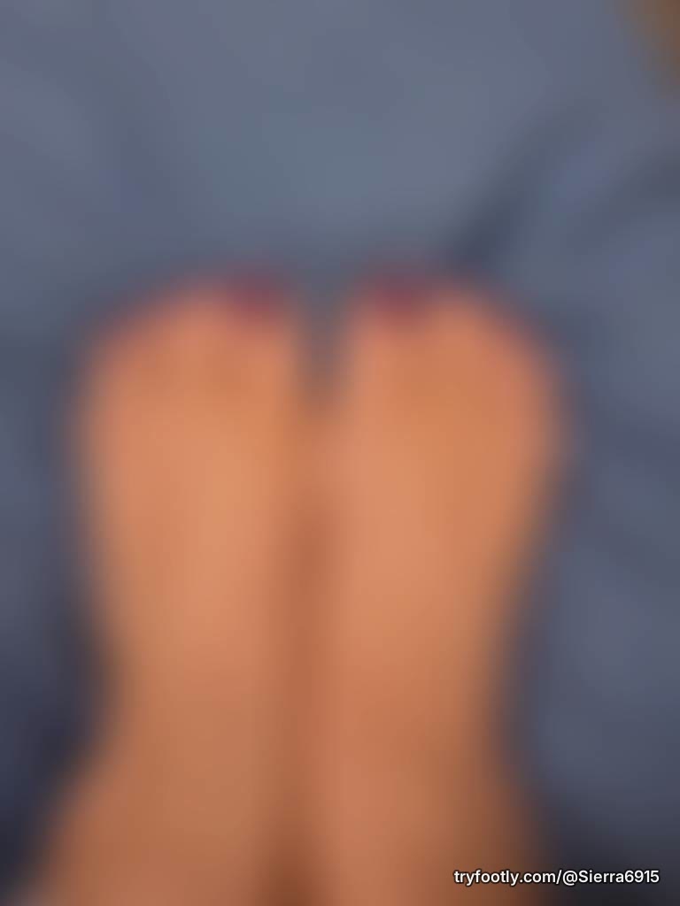 Rubbed some oil on the feet to keep them soft. Let me know if you have a special request f