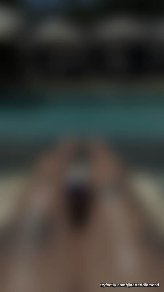 I demand you to message me 😈