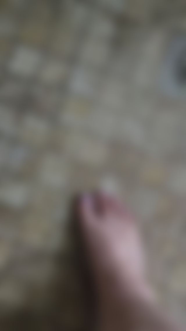 Shower feet