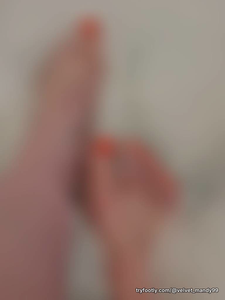 Taking a bath feels so good and relaxing...full set available 🤍💦🫧🛁 text me 🤍
