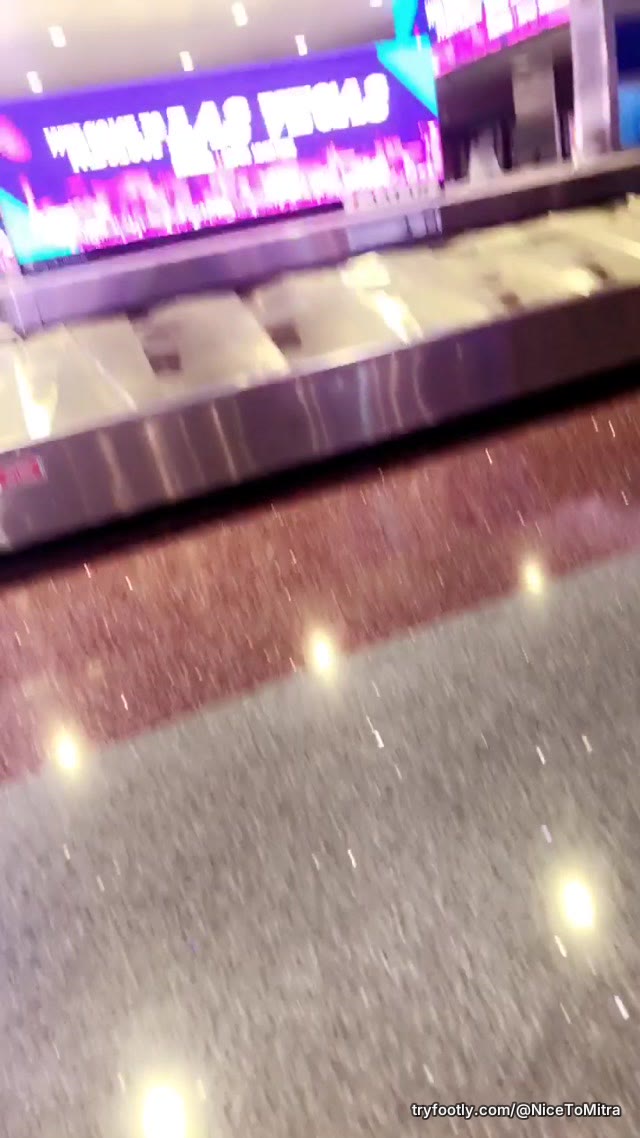 Shoes off in the Las Vegas airport… When was the last time you lived? Hahaha xoxoxo