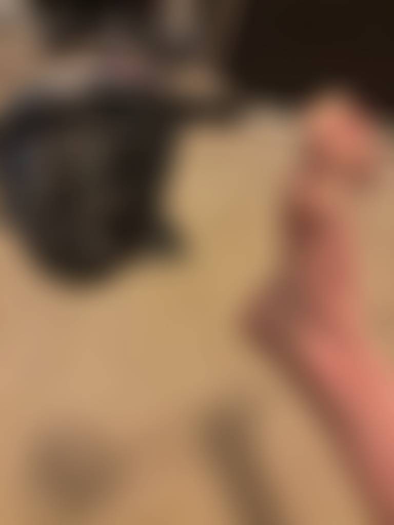 Footsize = Loft 😉 New to this. Send requests and tell me what you like?