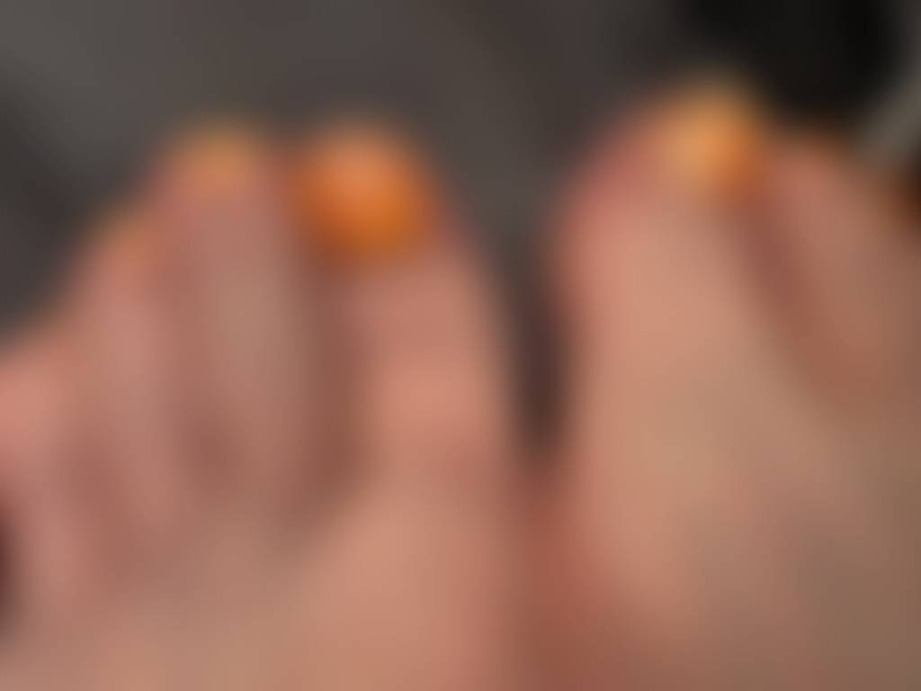 My toes are growing out already, guess I’ll need to go get em done again! What color shoul