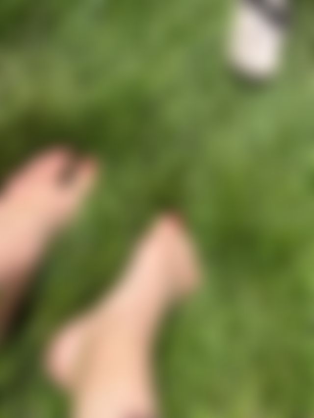 The grass feels so good under these tires toes