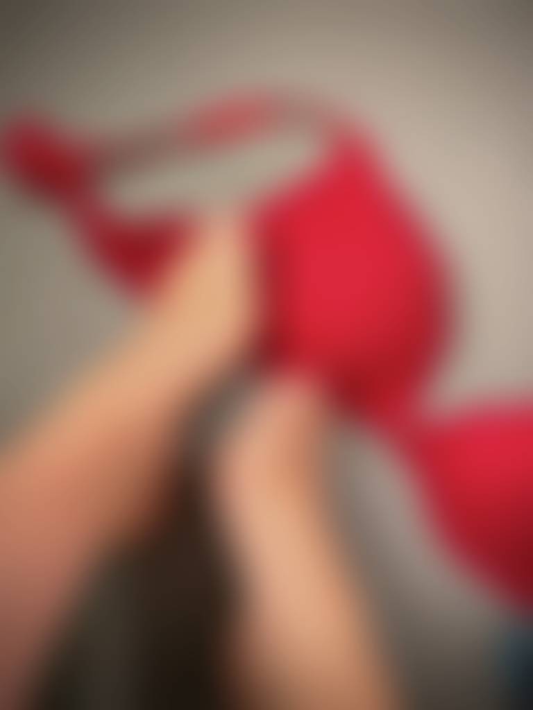 Hey boys , Mummy has come to play , cum and see what I have in store for you 💦👣