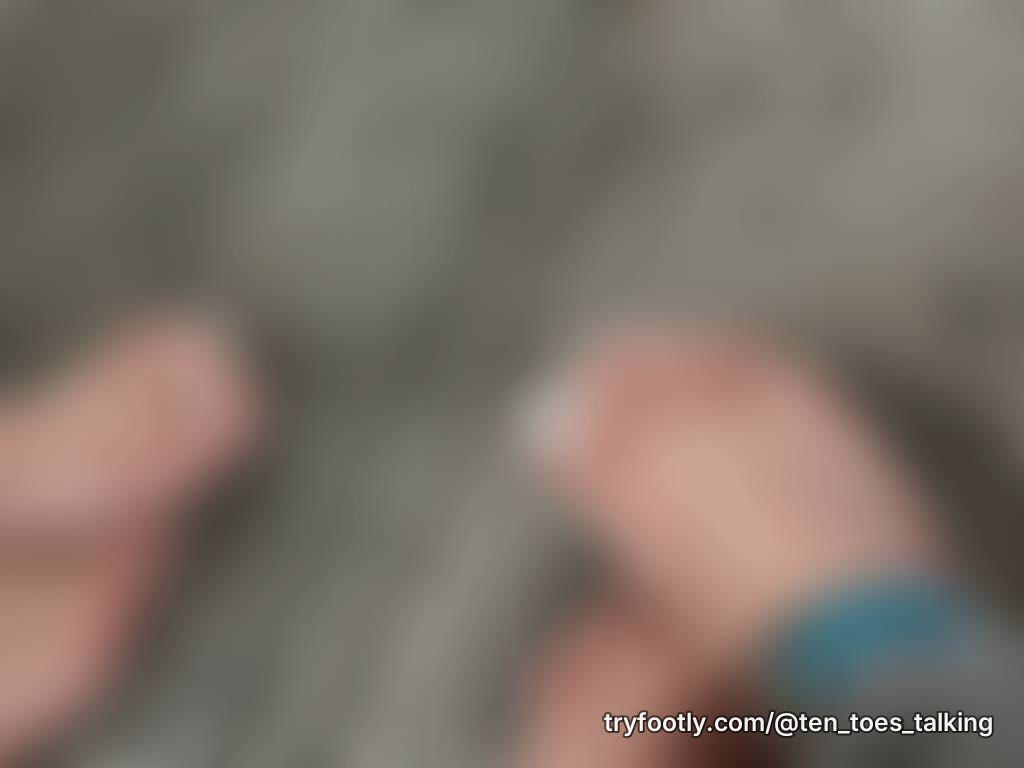 👣 Them & their reflection both showed up today. White nails, zero apologies. 🤍