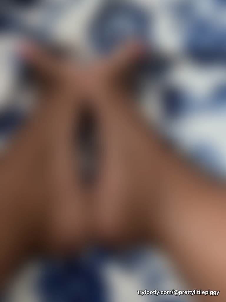 ✨ “That arch tho… 😍 soft, smooth & all mine 💗”